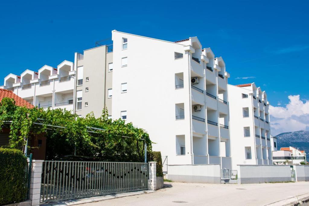 Terrace Apartment Danny Kaštela Esterno foto